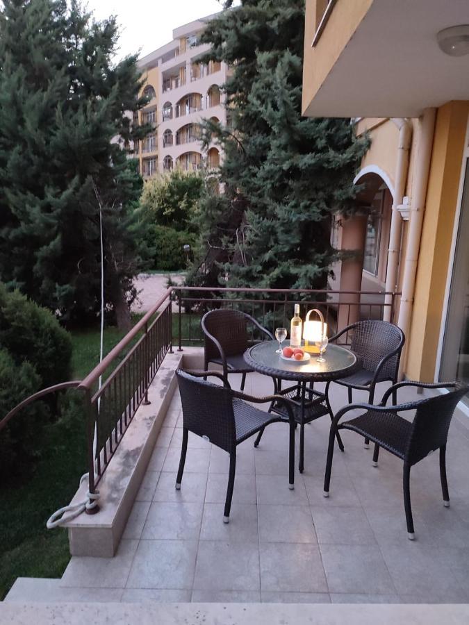Midia Grand Resort, Terrassen Paradies Apartment Aheloy Zewnętrze zdjęcie